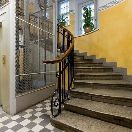 Dictumfactum Luxury タリン
